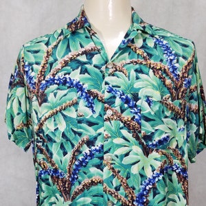 Rayon Hawaiian Shirt Vintage 1960s Shirt image 1