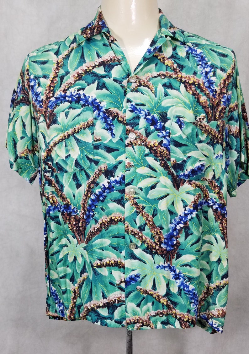 Rayon Hawaiian Shirt Vintage 1960s Shirt image 1