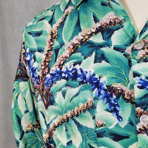 Rayon Hawaiian Shirt Vintage 1960s Shirt image 3