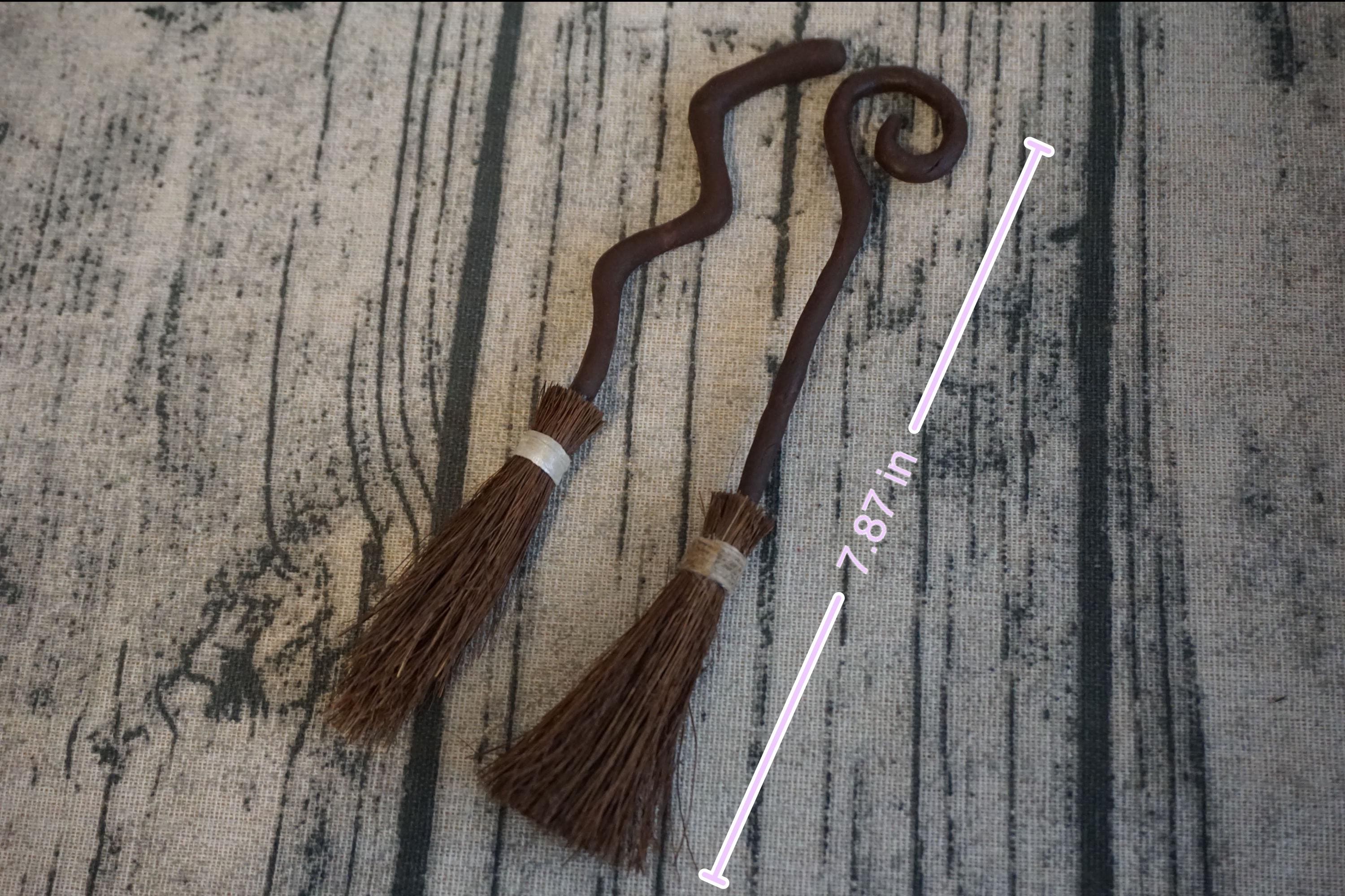 1/12 Scale Miniature Accessories - Rubber Boots, Welcome Mat, Broom & Axe For Dollhouse