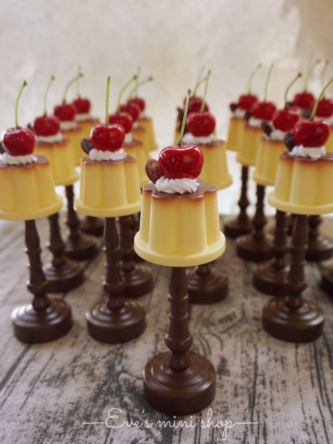Miniature Pudding Lamp: 7.9