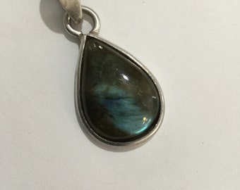 Necklace Pendant Labradorite Gemstone Healing Properties Collectible Sterling Statement Gift