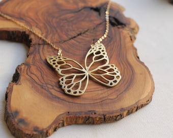 Unique Necklace for Wife, Gift Jewelry for Mom, Large Gold Butterfly Necklace, Gold Pendant