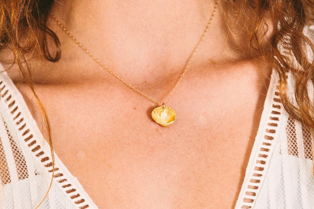 Pendentif Coquillage Avec Perle En Or 18K Vintage Italie - Petit Modèle Femme - Occasion