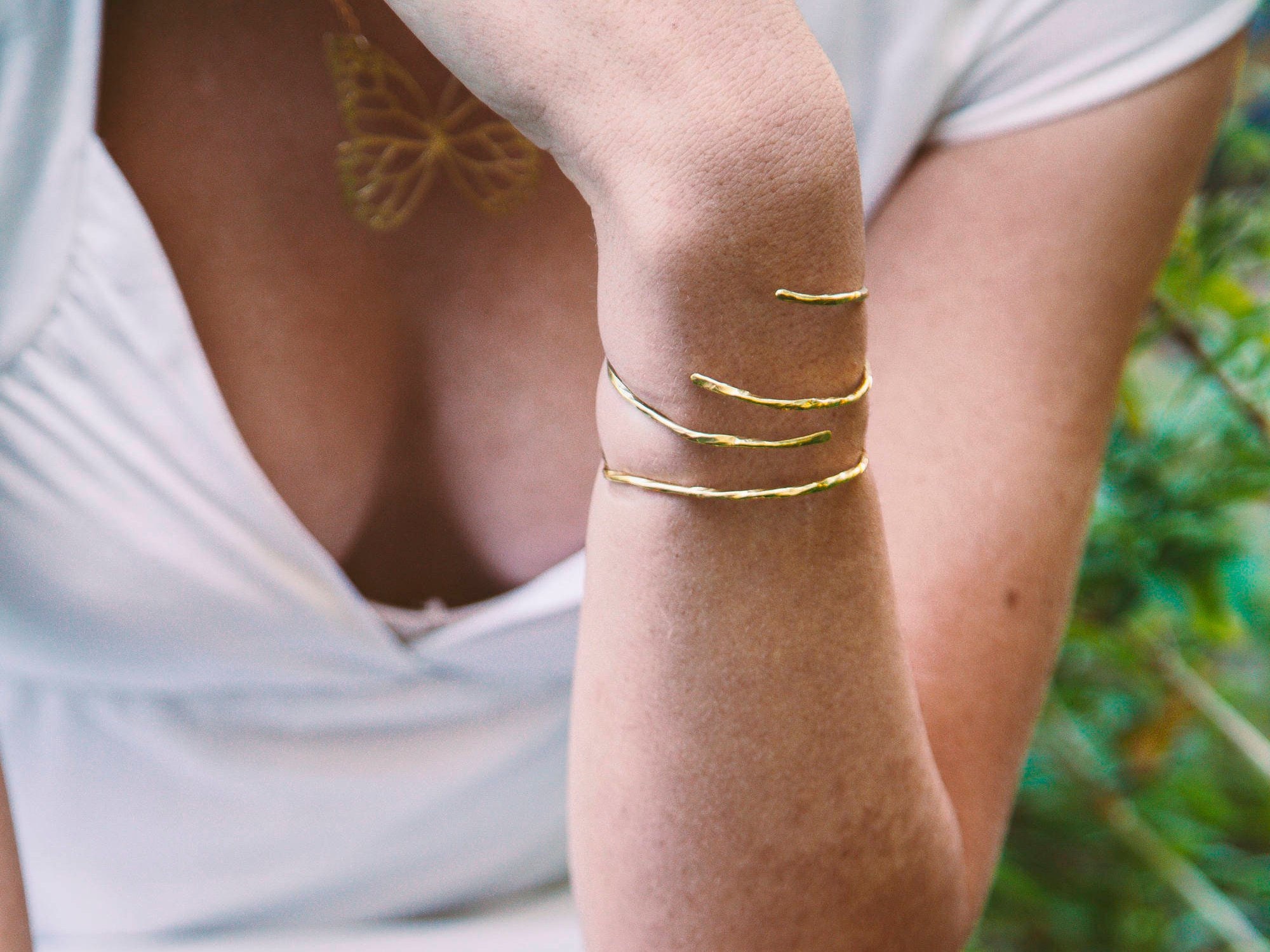 Designer Thin Gold Bracelets for Women - Up to 33% off | Lyst Canada