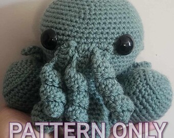 Crochet Pattern for Cthulhu, Sitting Kawaii Cthulhu, MTP Designs Original, HP Lovecraft / Lovecraftian Inspired Design, Pattern ONLY