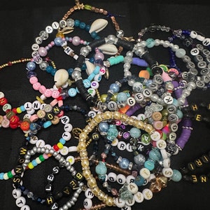 Taylor Swiftie Friendship Bracelets
