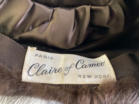 Claire of Paris Fur Hat, New York, USA
Likely Mink. Great Vintage Condition. WHITE WOOL AND DARK MINK HAT VINTAGE GREAT SUE CLAIRE NEW  main image 4