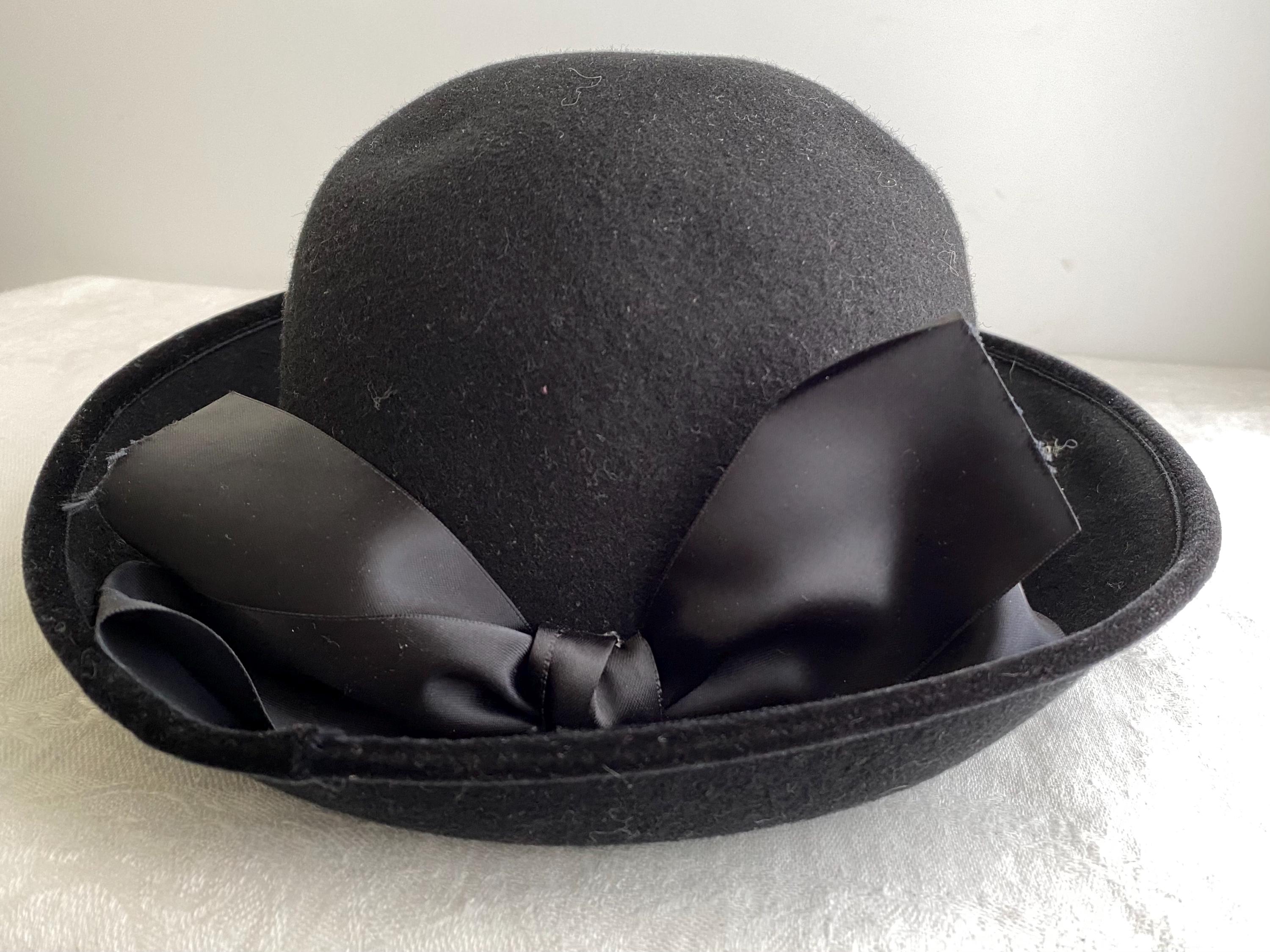 Vintage Eric Javits wool black hat with brown satin bowtie Eric Javits Brown Wool Hat With White Hatband, Label  main image 4