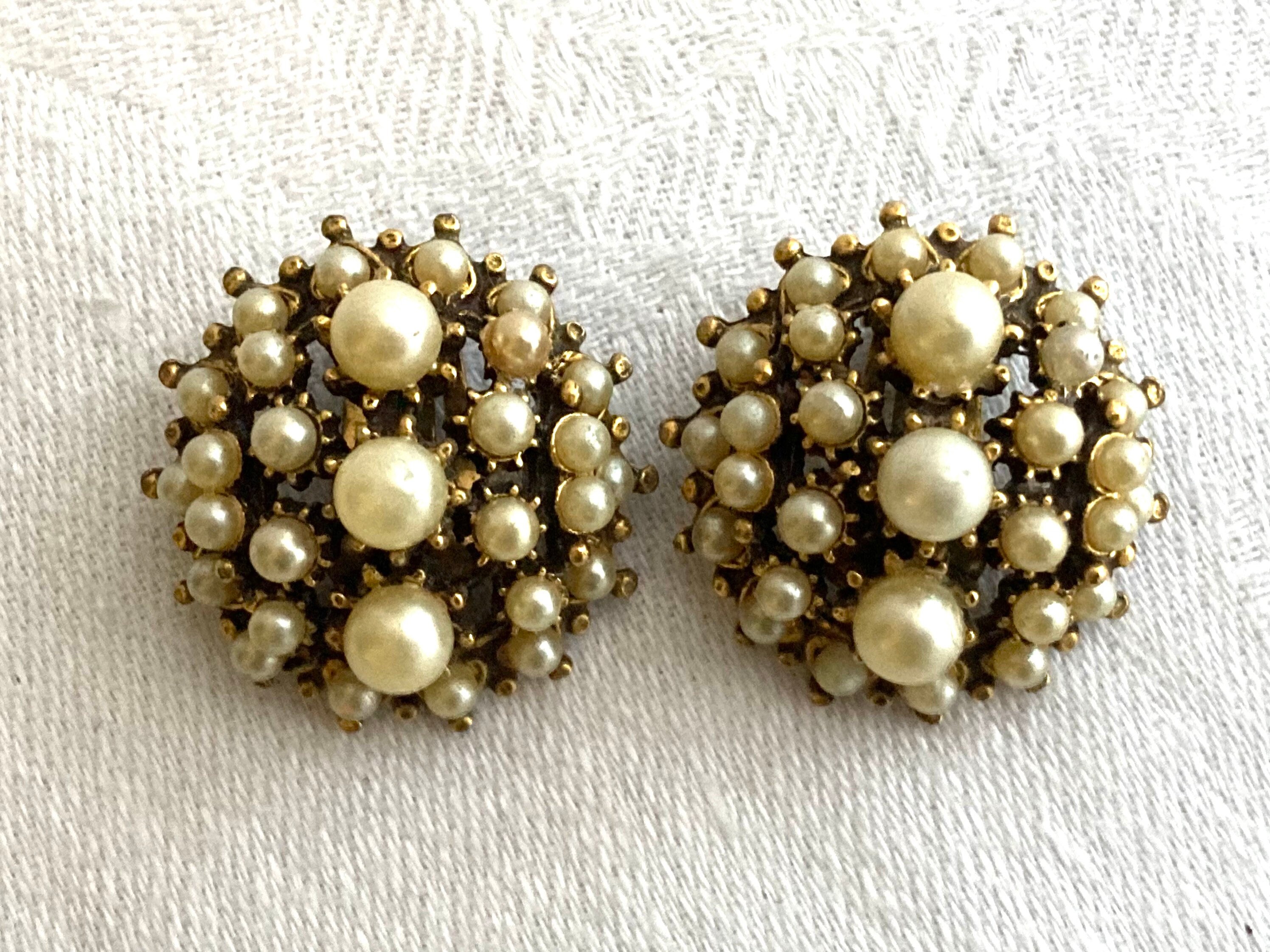 1940's Vintage Pearl Clip Earrings 