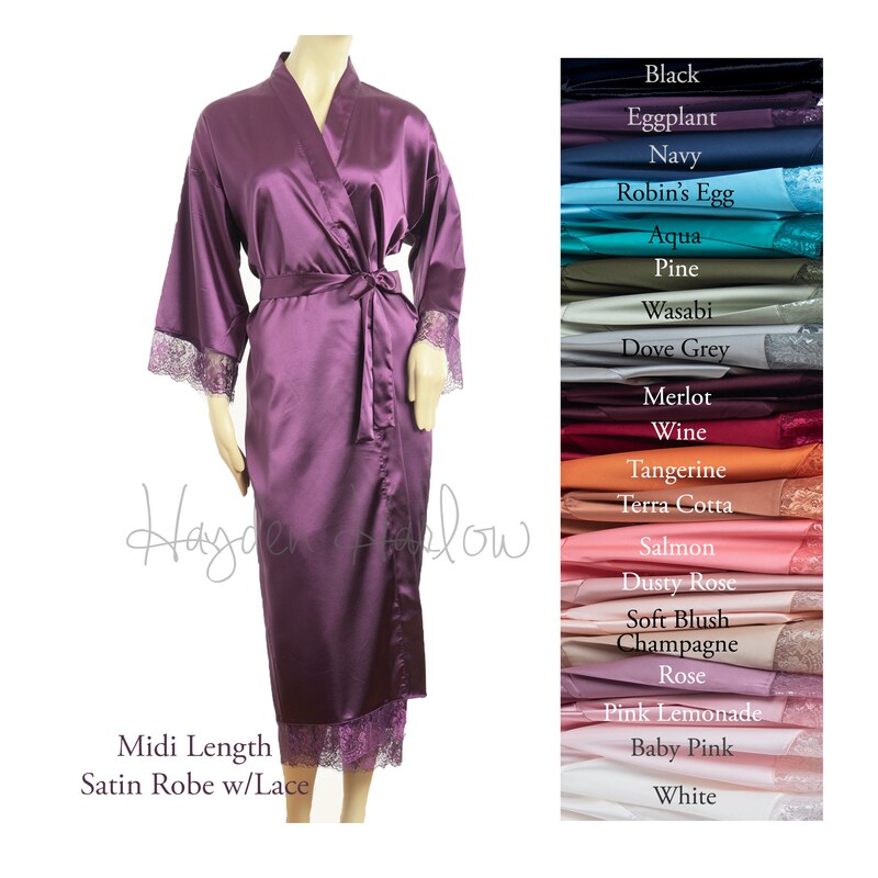 Bridesmaid Gift Robe - 60+ Gift Ideas for 2024