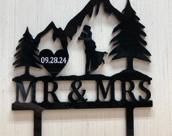 Mountain Range "Mr & Mrs" Cake Topper. Personalized with Your Choice of Silhouette Couples and Wedding Date  Made in USA... Fast Shipping