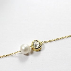 Pearl Necklace. Diamond Jewelry. Daily Pearl Bracelet.Handmade Simple  Dainty Necklace. Best friends Jewelry gift.Wedding bridesmaid Jewelry