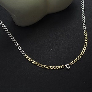 Cadena de dos tonos. Collar con inicial de plata. Joyería personalizada para hombres y mujeres. Joyería personalizada, ID de novio. Inicial de novia, regalo de graduación,