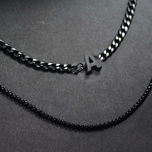 Collar de capas personalizado, conjunto de 2, collares de capas de letras personalizadas - Joyería inicial personalizada.2 brazalete de letra negra de hebra.