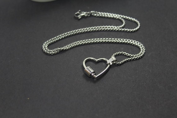 Collana romantica a forma di cuore ispirata a una lettera d