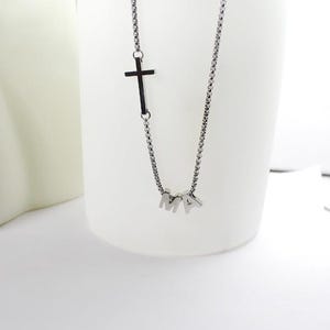 Regalo de San Valentín. Collar con dos iniciales, cruz y letras, collar de fe para parejas, símbolo del amor, collar de boda.