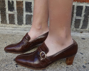 1970s Brown Buckle Loafers