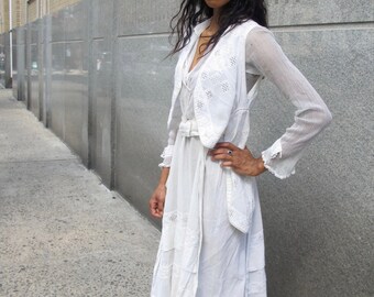 Vestido de chaleco de encaje y tul eduardiano