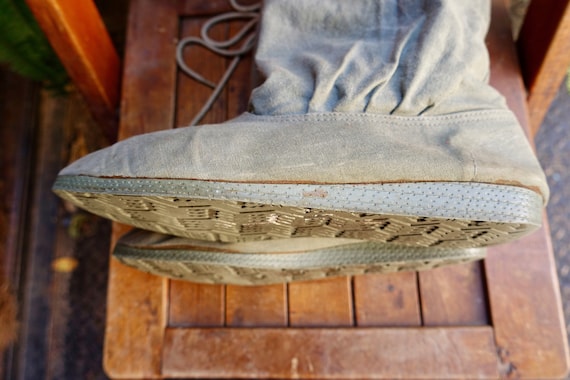 1980's Gray Suede Drawstring Boots - image 5