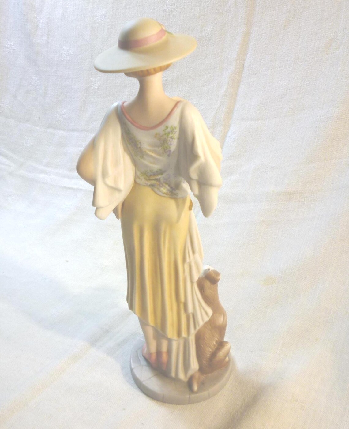 Home Interior Porcelain Figurinesnull