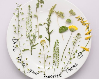 12pcs/pack Real Pressed Flowers with Stem, Dried Flowers for Tablet Case Decor, Wall Art, Bookmark Ornament, Resin Jewelry