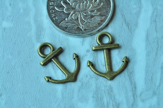4 Anchor charms antique bronze tone BC32