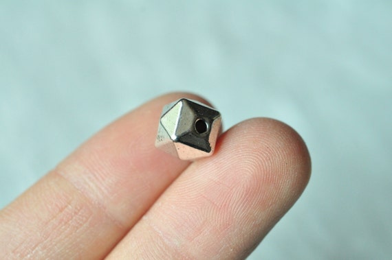 12pcs 14 Hedron Geometric Figure Bead Charm Antique Bronze Solid Necklace Craft