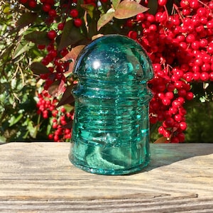 Star Aqua Glass Insulator