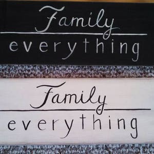 La famille avant tout, peinte à la main sur bois. La famille avant tout