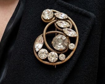 vintage rhinestone brooch knot pin crystal gold tone mesh