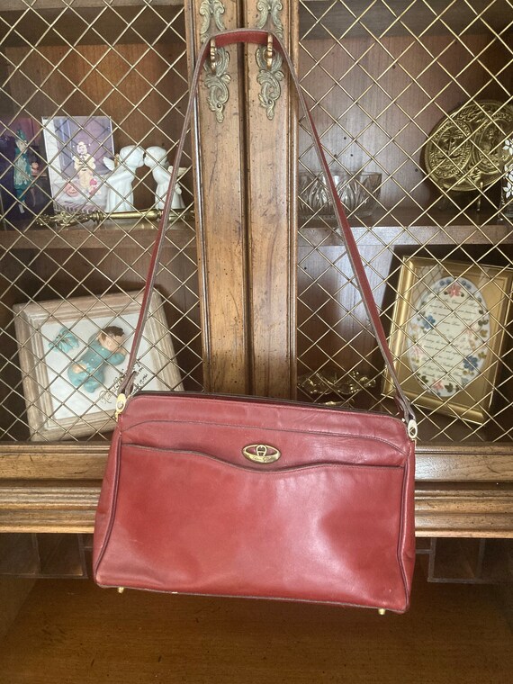 1980 Burgundy Etienne Aigner purse Leather Shoulde