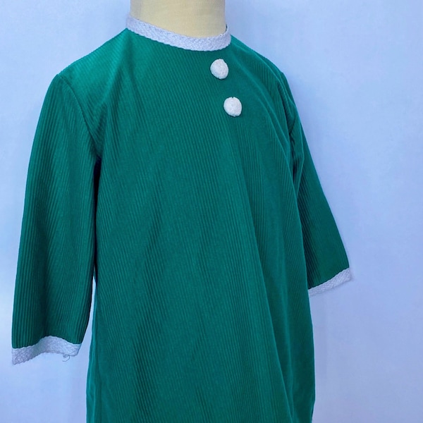 Emerald green 60's vintage dress green Orphan Annie age 3 costume world book day mod