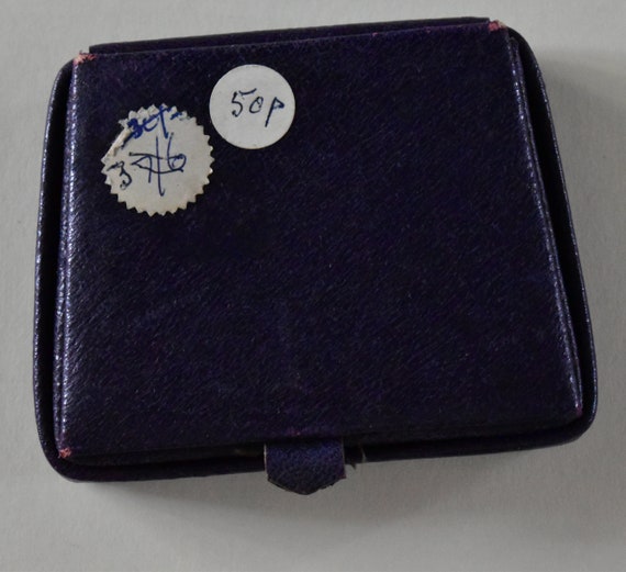 vintage leather compact 50's 60's purple - image 4