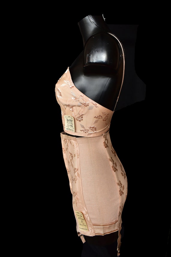 40’s bra and girdle matching set CC41 label suspende… Gem
