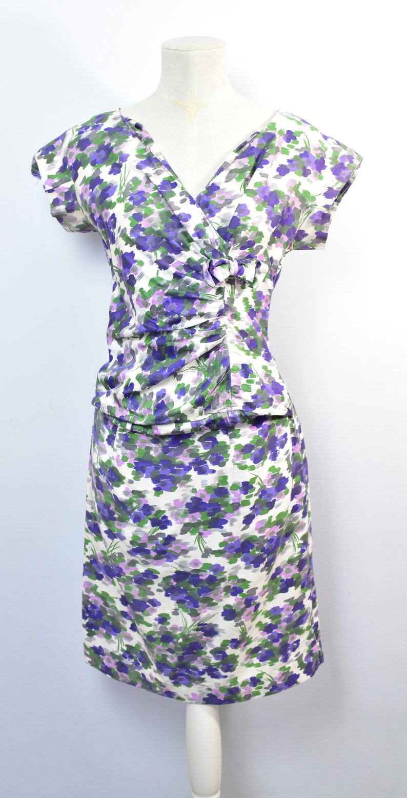50/'s purple floral wiggle dress tummy gather small