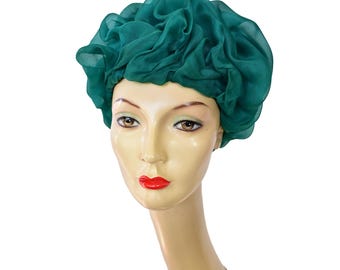 Flower petal Green hat vintage chiffon folds sixties cloche
