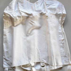Shapewear bianco cotone e raso tutto in uno corsetto controllo pancia giarrettiere bretelle vintage anni &#39;60