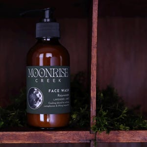 Rejuvenating Face Wash • Peppermint & Lavender Cooling Blend
