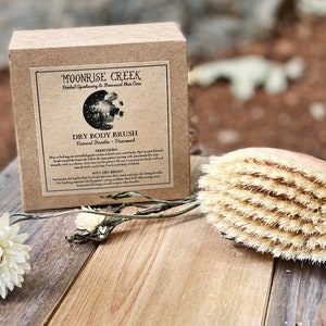 Dry Body Brush • Cleansing + Exfoliating • Eco Friendly Body Care Routine • Natural Bristles + Pear Wood