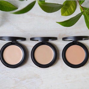 Cream Concealer Compact Botanical Blend Correcting Concealer Earth Mineral Cosmetics Vegan Organic Gluten Free Cruelty Free image 4