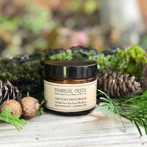 Day Time Moisturizing Face Cream • Rebuild Your Skin From The Roots • Natural SPF 10-15