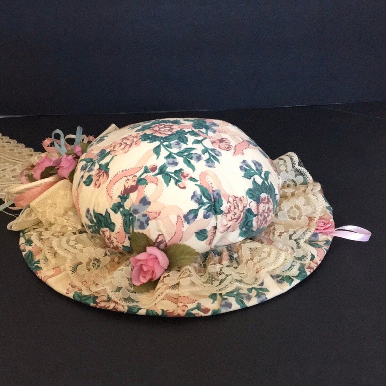 decorative bonnets