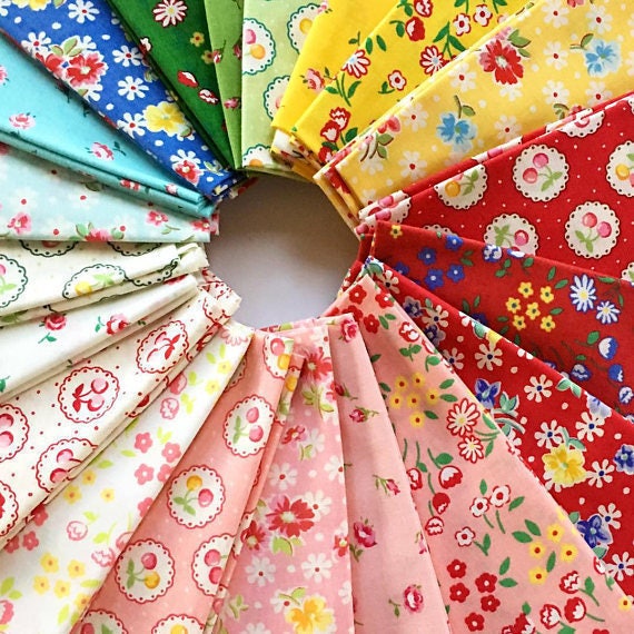 Lecien Old New 30's 2017 Japanese Fruit & Flowers Pattern