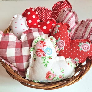 Valentines Heart Pillows, Set of 7, Red and Pink Fabric Hearts, Red Shabby Hearts Cottage Chic Rustic, Valentine's Decor