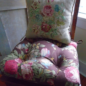 Brown Floral Seat Cushion, French Country, Farmhouse, Shabby Chic, Tufted Chair Pad, Provence