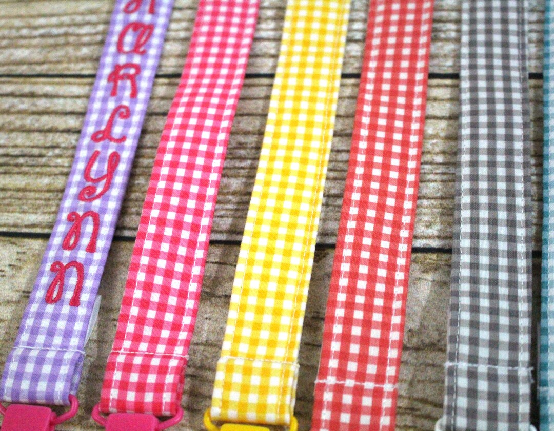 Personalized Pacifier Clips with plastic clip Gingham Etsy.de