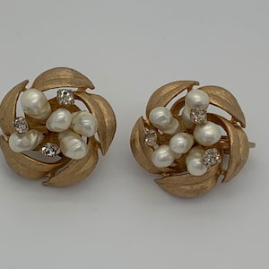 Vintage Pearl Earrings