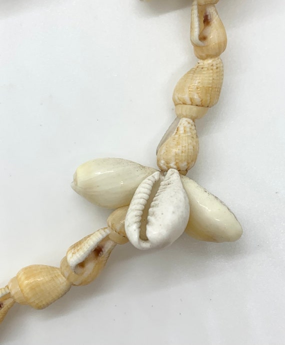 Vintage Seashell Necklace - image 4