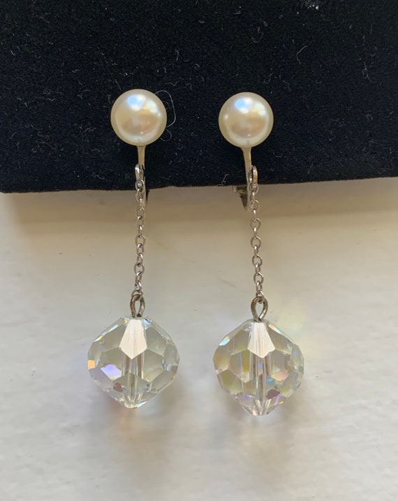 Vintage Pearl & Crystal Dangle Earrings - image 5